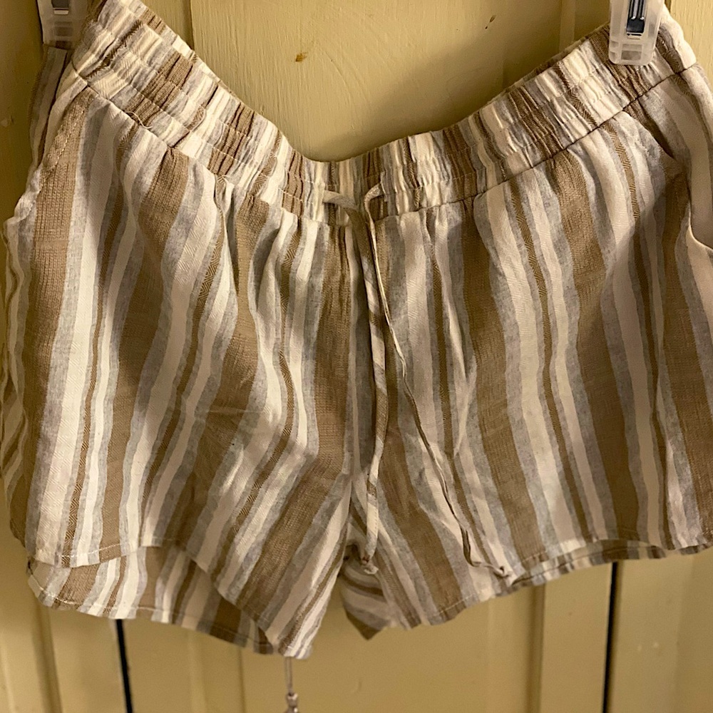 White crow shorts